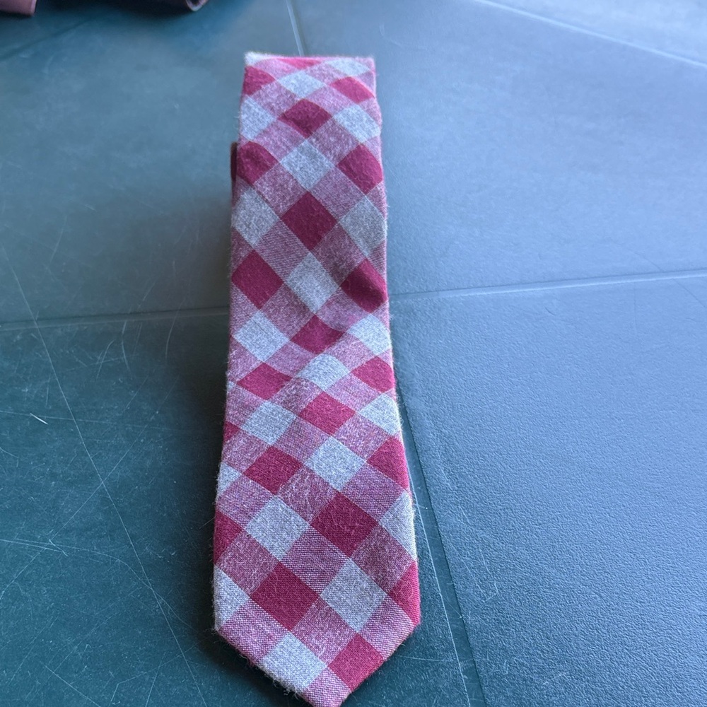 Penguin Maroon and Gray Poly/Cotton Blend Narrow Tie